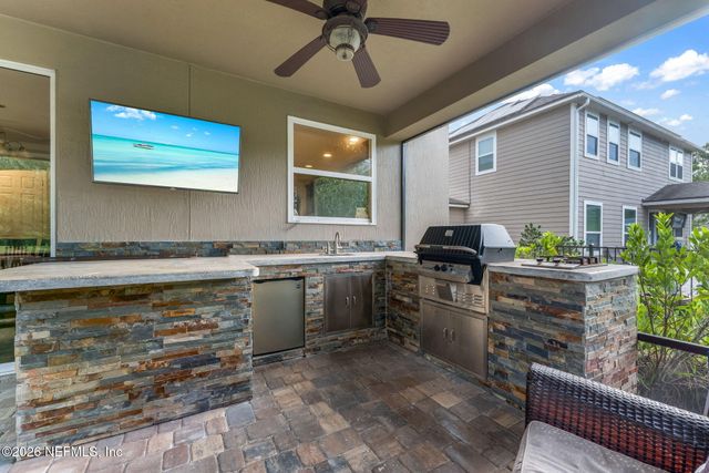 39 MOLASSES Court, St. Johns, FL 32259
