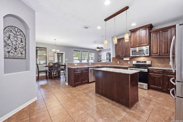 516 Brook Shadow, Cibolo, TX 78108
