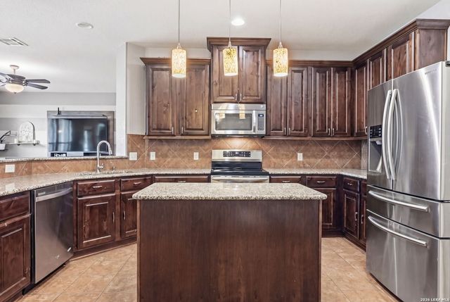 516 Brook Shadow, Cibolo, TX 78108
