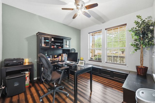 516 Brook Shadow, Cibolo, TX 78108