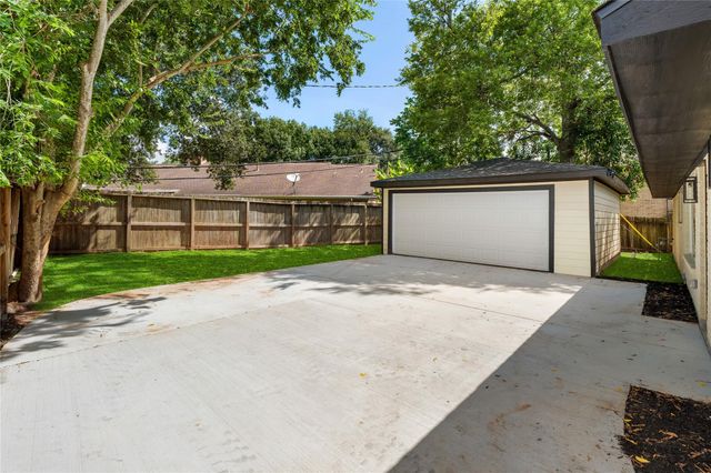 6010 Cartagena Street, Houston, TX 77035
