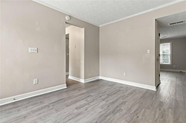 6146 Keswick Row Row, Tucker, GA 30084