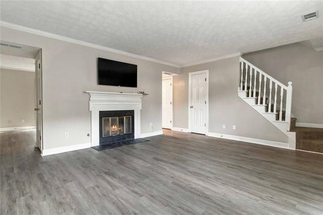 6146 Keswick Row Row, Tucker, GA 30084