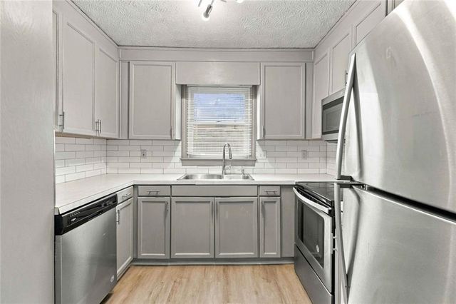 6146 Keswick Row Row, Tucker, GA 30084