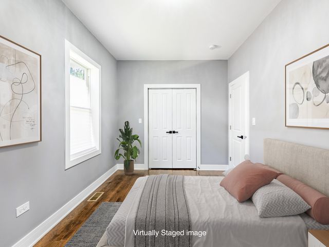 8430 S Manistee Avenue, Chicago, IL 60617
