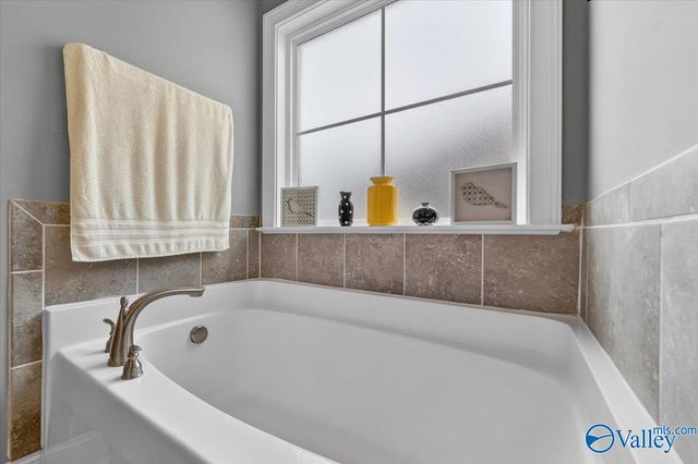 106 Goldfinch Drive, Madison, AL 35756