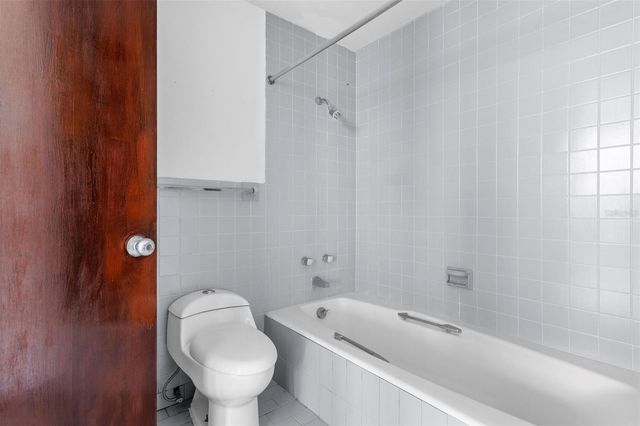 2 WASHINGTON STREET 1002, San Juan, PR 00907