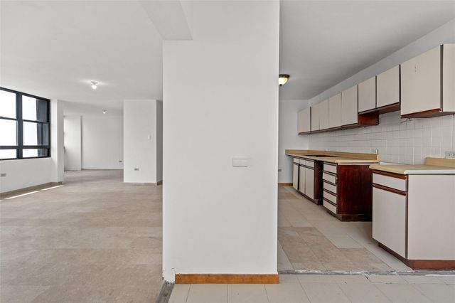 2 WASHINGTON STREET 1002, San Juan, PR 00907