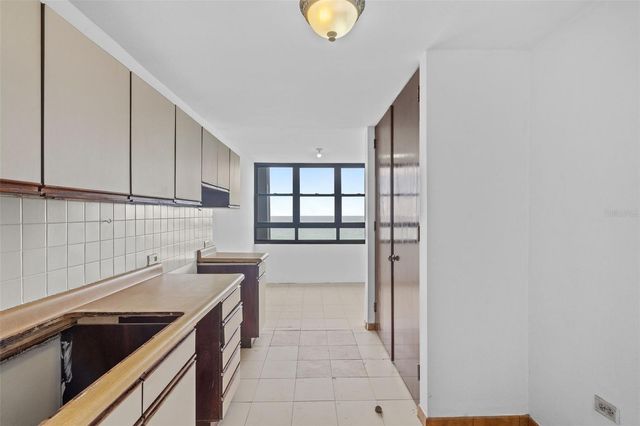 2 WASHINGTON STREET 1002, San Juan, PR 00907