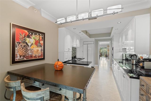 1228 Hillsboro Mile 202, Hillsboro Beach, FL 33062