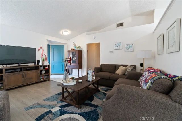 2520 Shady Glen, San Bernardino, CA 92408