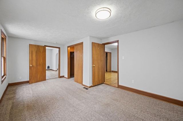 502 S 2nd Street, Savannah, MO 64485