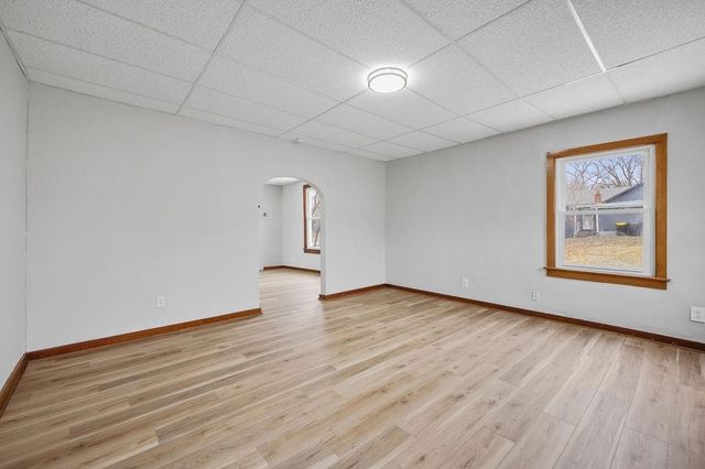 502 S 2nd Street, Savannah, MO 64485