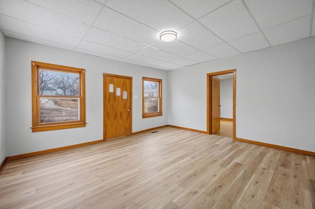 502 S 2nd Street, Savannah, MO 64485