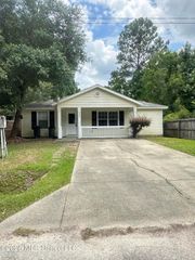 6095 W Carroll Street, Bay Saint Louis, MS 39520