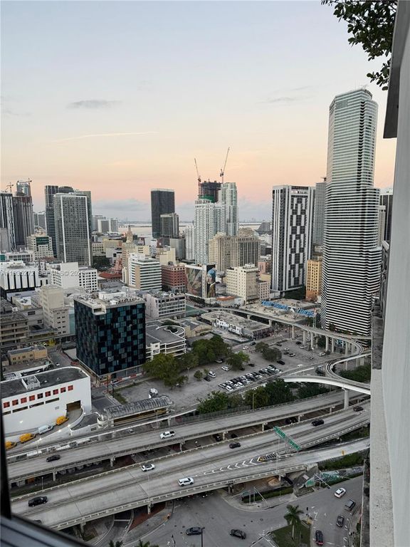 350 S Miami Ave 3307, Miami, FL 33130
