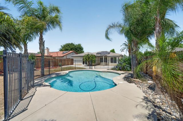 10331 Cheyenne Drive, Bakersfield, CA 93312