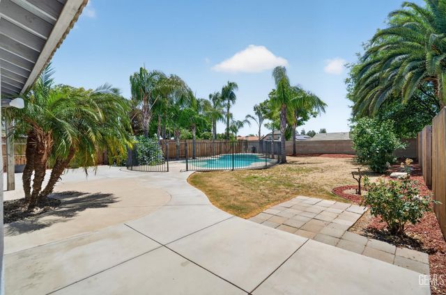 10331 Cheyenne Drive, Bakersfield, CA 93312