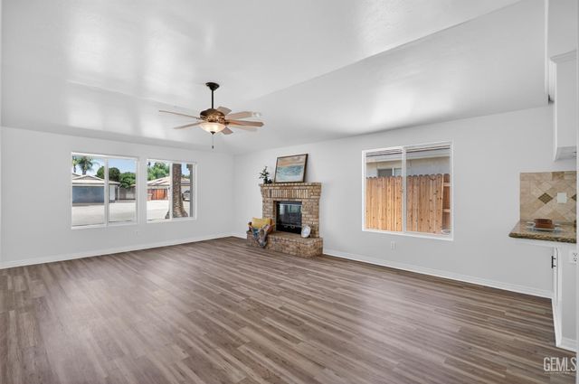 10331 Cheyenne Drive, Bakersfield, CA 93312