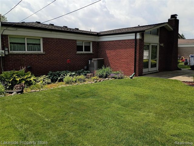 32621 Whitley Circle, Warren, MI 48088