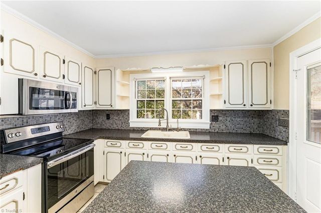 112 Ford Street, Thomasville, NC 27360