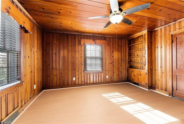 112 Ford Street, Thomasville, NC 27360