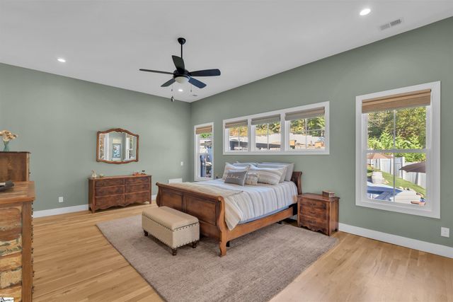 208 Mountain Edge Court, Greenville, SC 29609