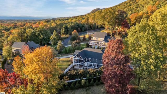 208 Mountain Edge Court, Greenville, SC 29609