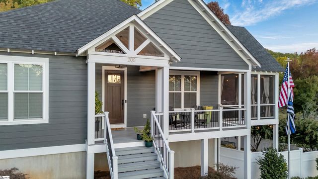 208 Mountain Edge Court, Greenville, SC 29609