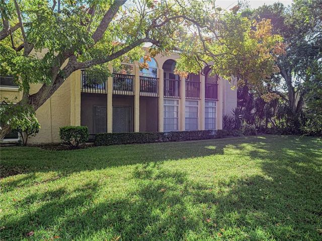 835 18th 404, Vero Beach, FL 32960