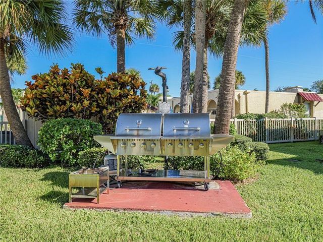 835 18th 404, Vero Beach, FL 32960