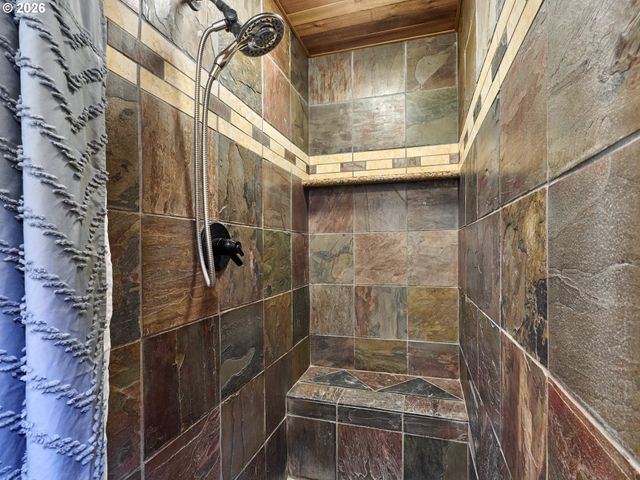 29977 Sw HEATER Rd, Sherwood, OR 97140