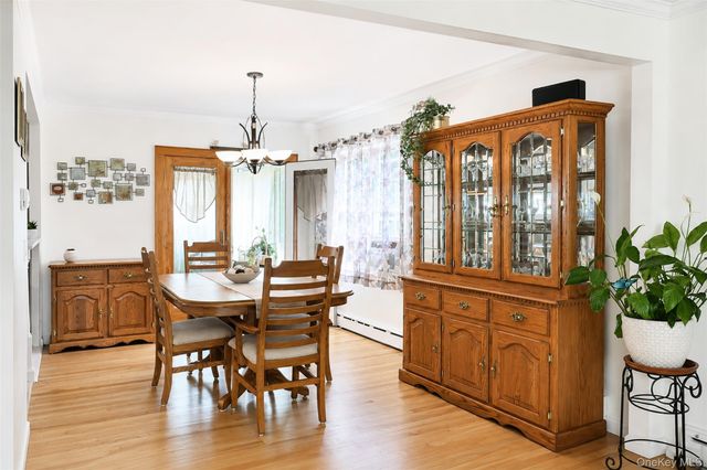 49 Regent Street, Patchogue, NY 11772