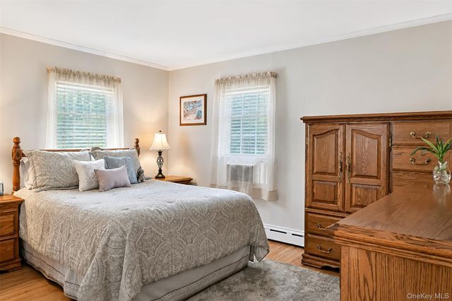 49 Regent Street, Patchogue, NY 11772