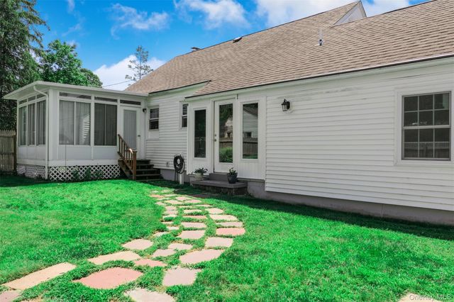 49 Regent Street, Patchogue, NY 11772