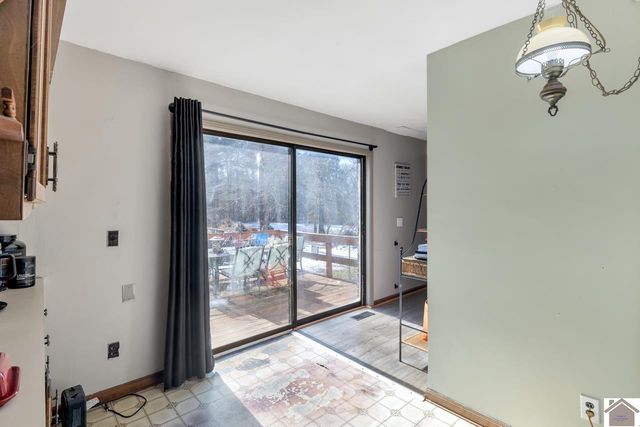 3471 Faxon Rd, Murray, KY 42071