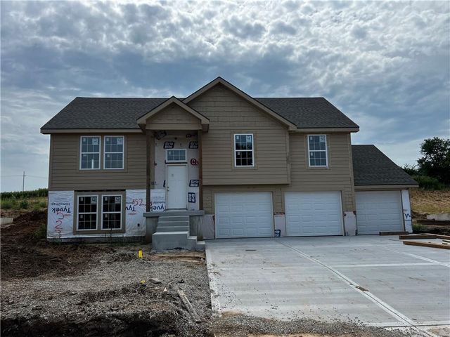 523 Skyview Lane, Liberty, MO 64068