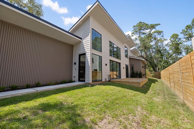 1502 Primrose Street, Conroe, TX 77385