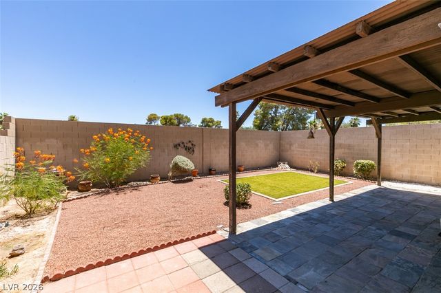 2587 Swan Lane, Las Vegas, NV 89121