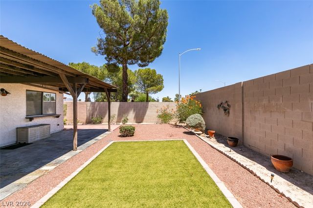 2587 Swan Lane, Las Vegas, NV 89121