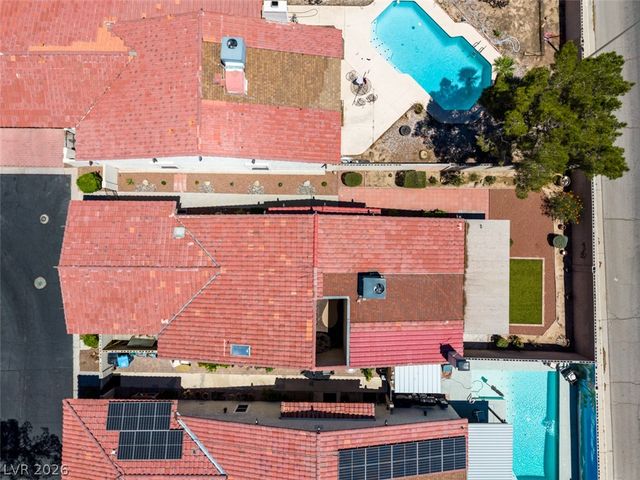 2587 Swan Lane, Las Vegas, NV 89121