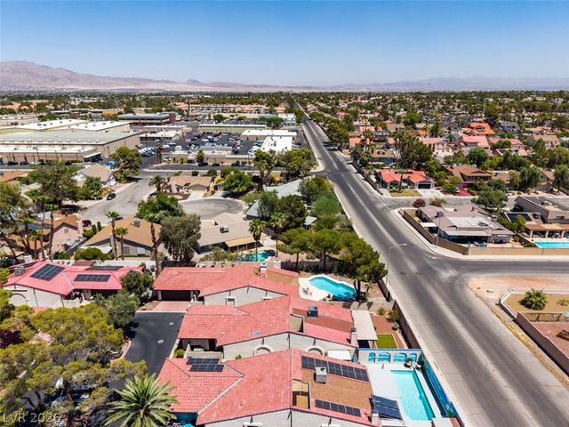 2587 Swan Lane, Las Vegas, NV 89121