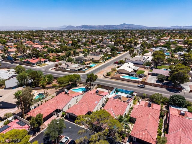 2587 Swan Lane, Las Vegas, NV 89121