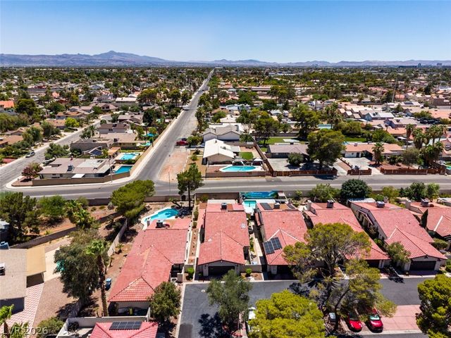 2587 Swan Lane, Las Vegas, NV 89121