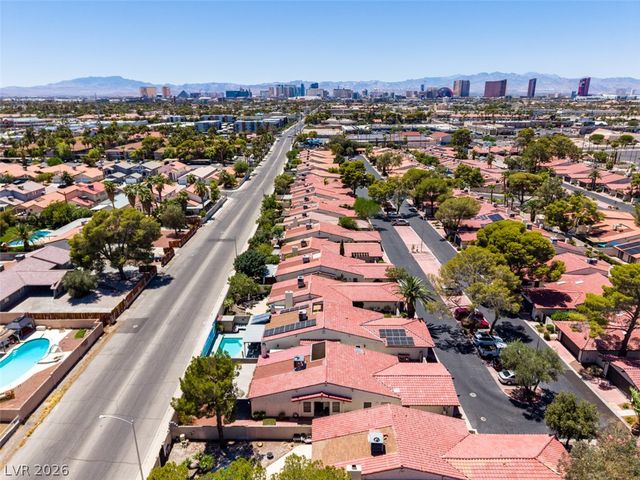 2587 Swan Lane, Las Vegas, NV 89121
