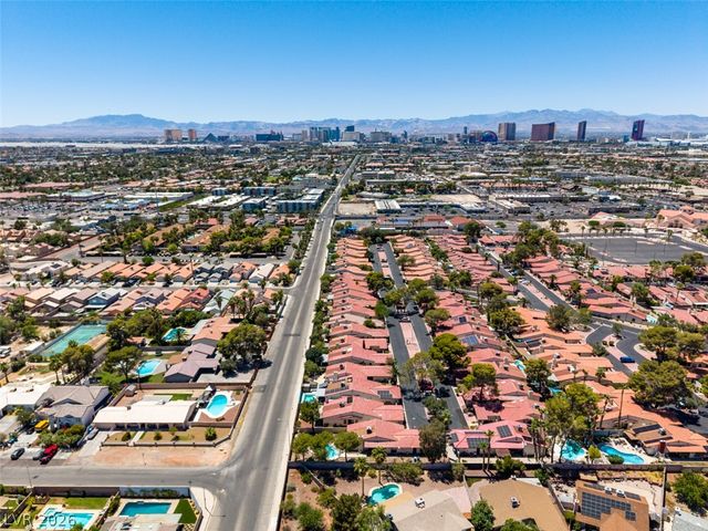 2587 Swan Lane, Las Vegas, NV 89121