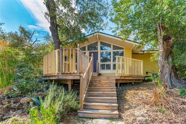 32 PEBBLE BEACH DRIVE, Ormond Beach, FL 32174