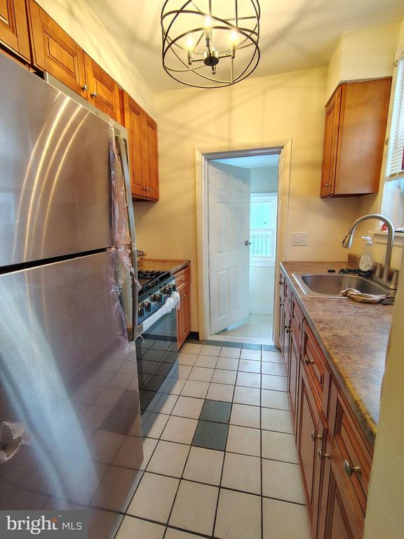 329 N REDFIELD ST, PHILADELPHIA, PA 19139 — photo 4