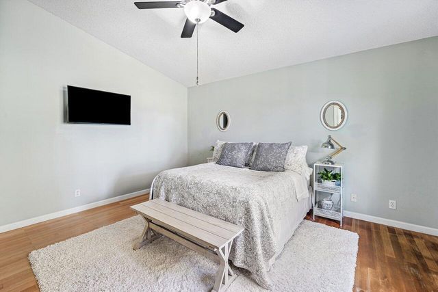 5418 Club Circle, Haverhill, FL 33415