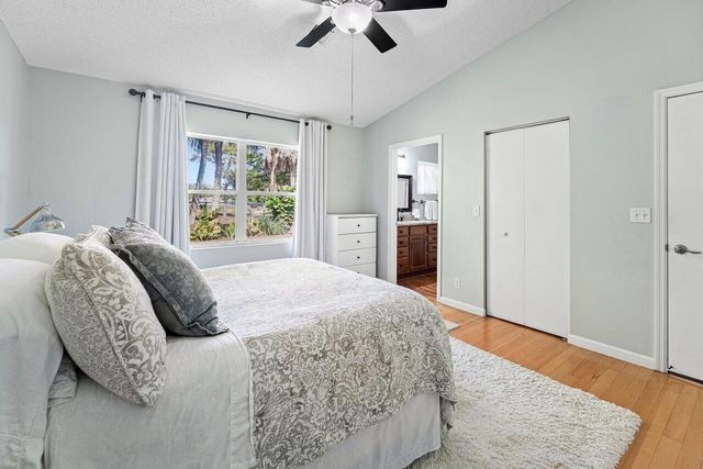 5418 Club Circle, Haverhill, FL 33415